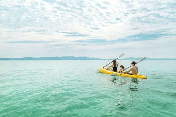 Family Kayak - ©COMO Point Yamu, Phuket