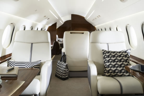 Private Jet Experience - ©PJS, Private Jet Services / pjsgroup.com
