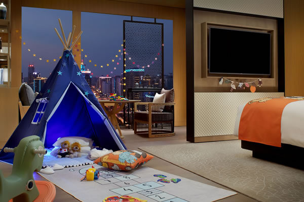 Ritz Kids® Night Safari - ©The Ritz-Carlton, Xi'an