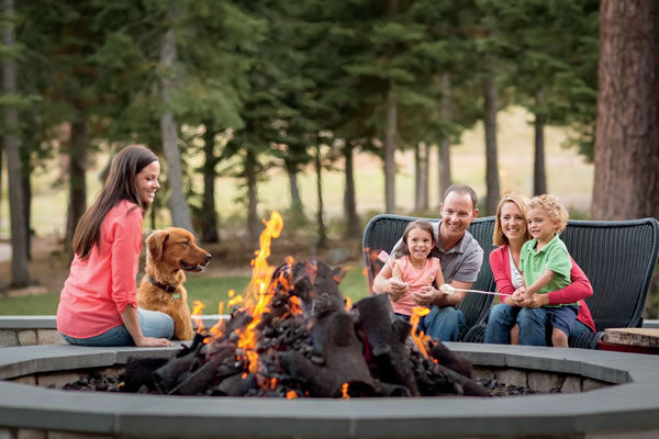 Roasting S'mores ®The Ritz-Carlton, Lake Tahoe