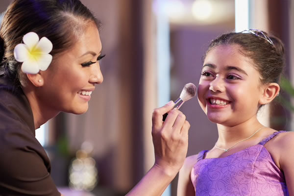 Painted Sky, HI Style Studio ©Aulani, A Disney Resort & Spa