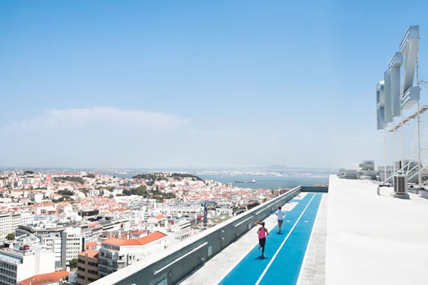 Rooftop Running Deck ©Four Seasons Hotel Ritz Lisbon