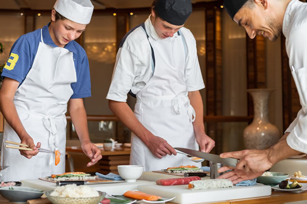 Sushi Making Workshop ©Four Seasons Hotel des Bergues Geneva