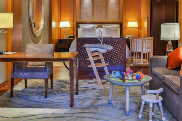 In-room Stokke® Furnishings ©Four Seasons Hotel Hangzhou at West Lake