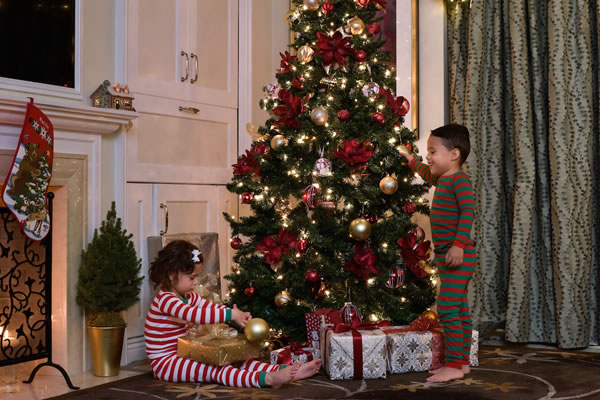 In-Room Christmas Tree ©The Peninsula New York