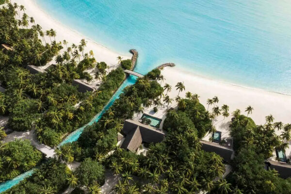Maldives Family Vacation at One&Only Reethi Rah