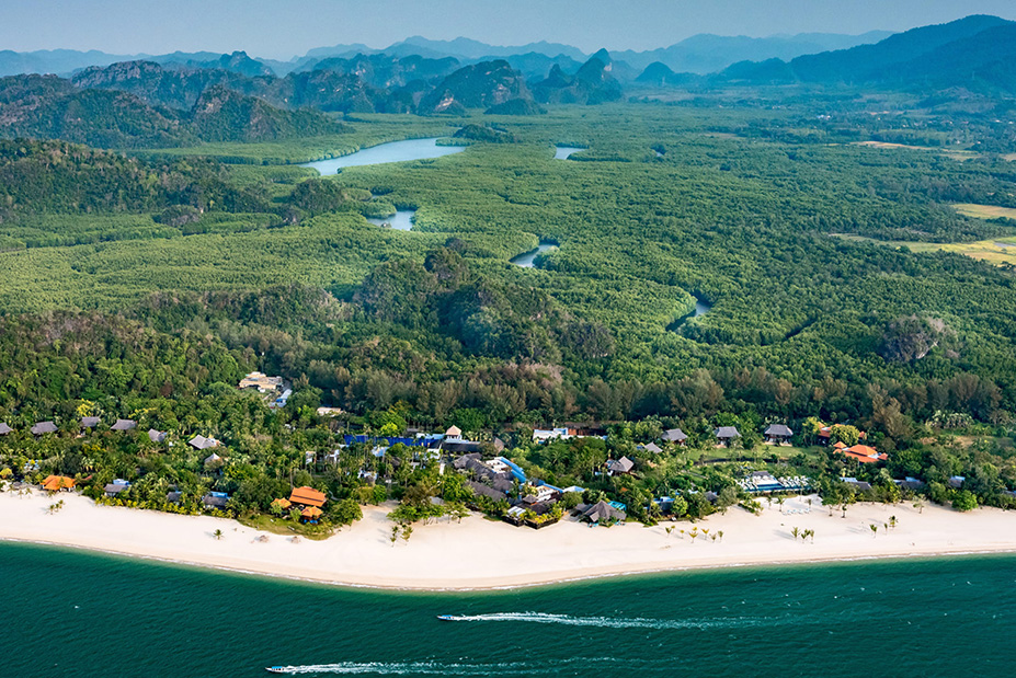Four Seasons Private Jet Journey New World Icons